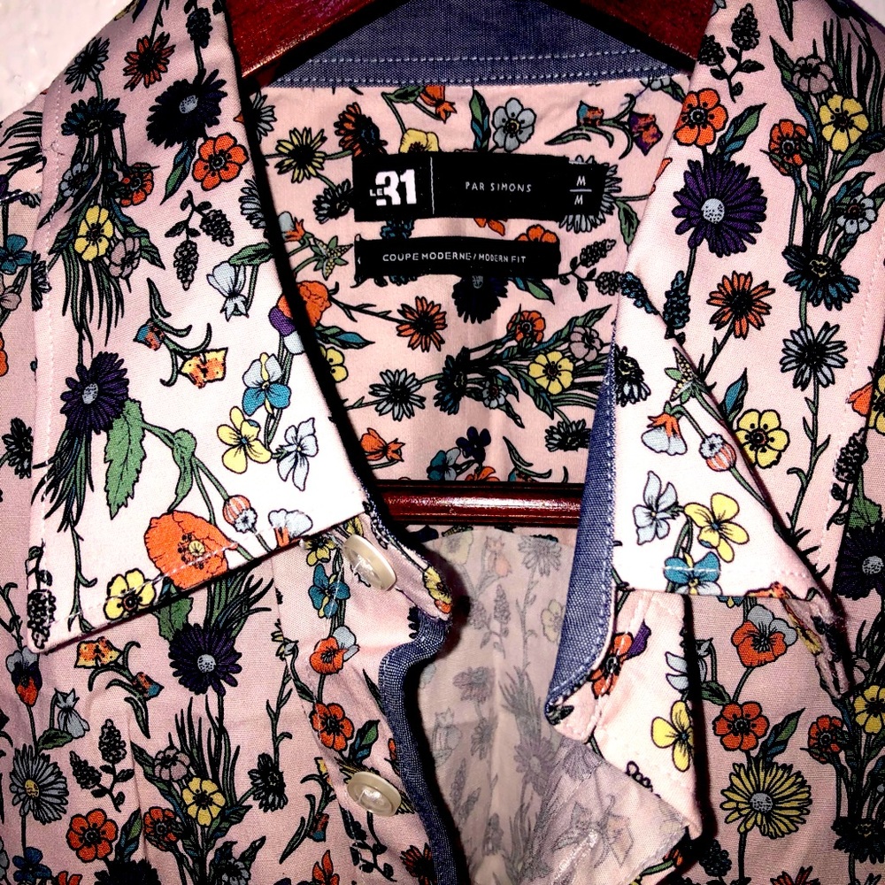 . Shop International brands as well as exclusives by Simons.